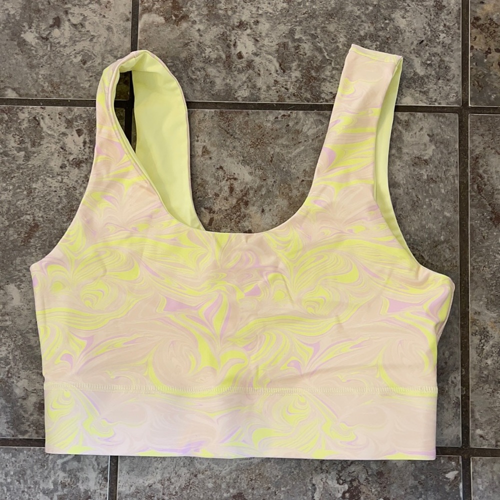 Reversible sports bra